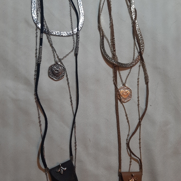 NWT FREE PEOPLE NECKLACES (2) - Picture 6 of 7